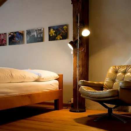 Schwert Апартаменты Тун